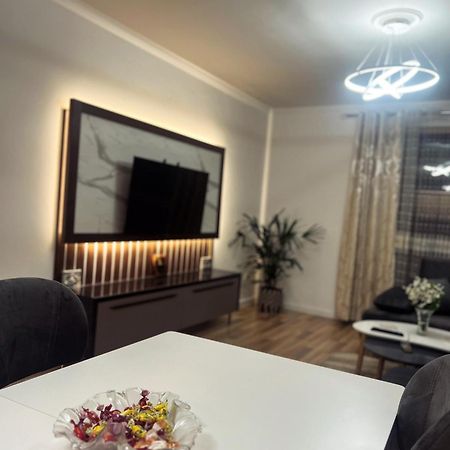 Art'S Apartment Tirana Exteriör bild
